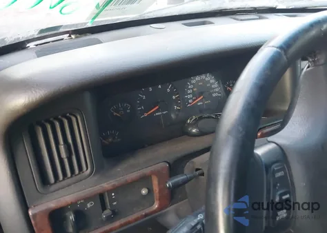 1996 Jeep Grand Cherokee Laredo z USA, uszkodzony, nr VIN 1J4EZ58Y5TC126094